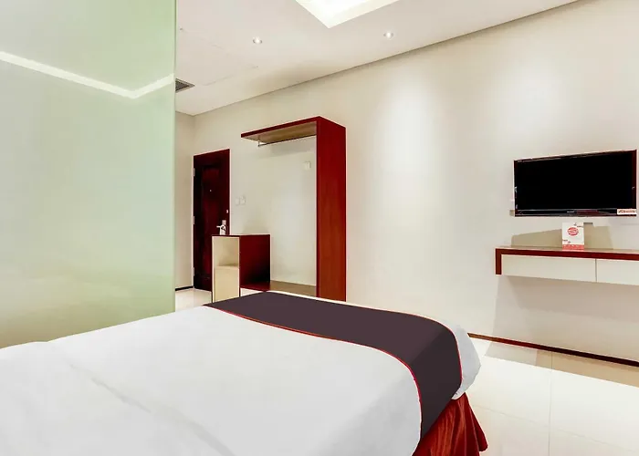 Hotel Dancenter Premium Legian 2*