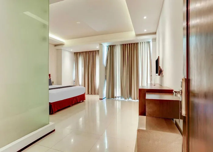Dancenter Premium Legian